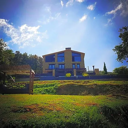 Rural & Mas Prat 3* La Vall de Bianya